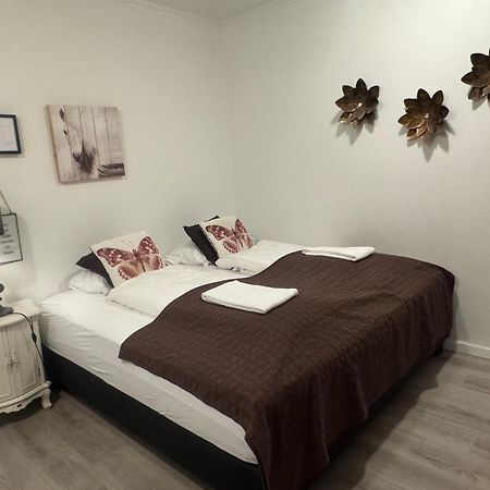 אקורירי Superb Central Location, No Car Needed - Spacious מראה חיצוני תמונה