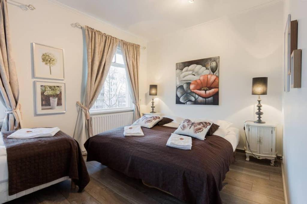 אקורירי Superb Central Location, No Car Needed - Spacious מראה חיצוני תמונה