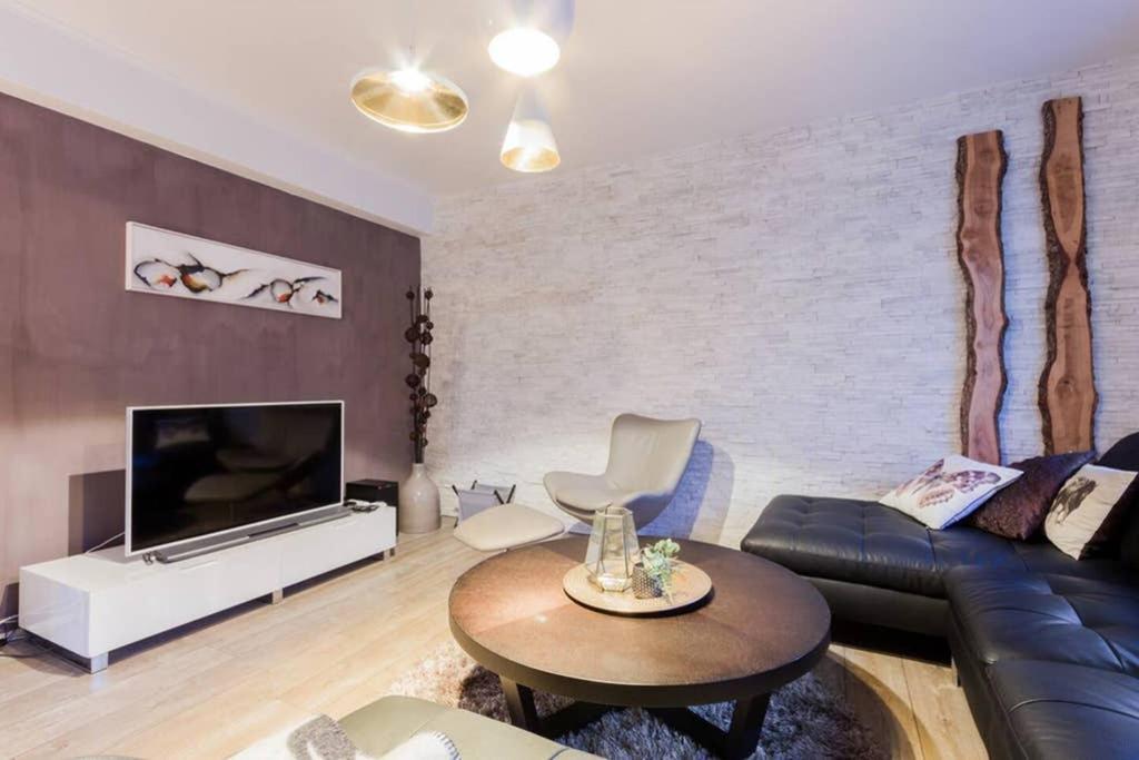 אקורירי Superb Central Location, No Car Needed - Spacious מראה חיצוני תמונה
